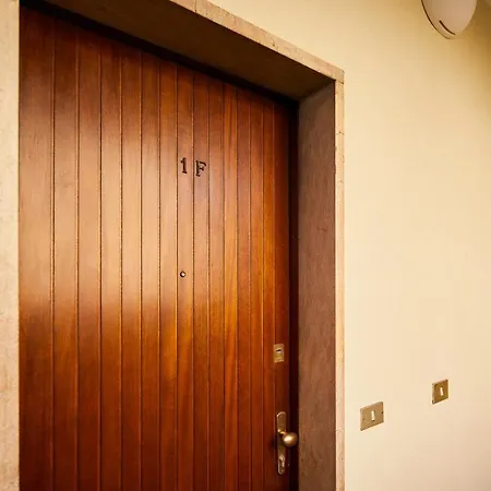 Cenacolo Vinciano-Duomo Luxury Apartment Milan Exterior photo